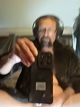 Johndis805 online show from October 27, 4:41 pm