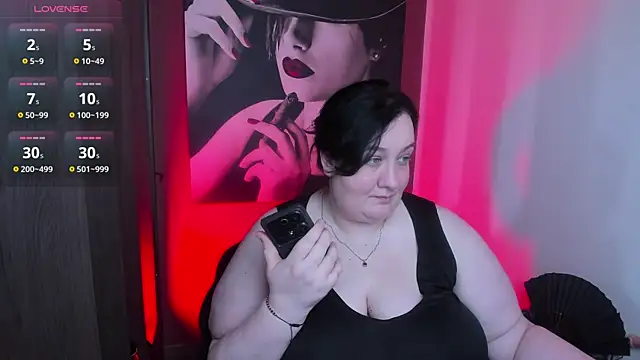 QueenOfHaze online show from June 3, 9:32 am