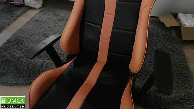 Snapshot of crystalyss chatting on November 11, 2:50 am crystalyss online show from November 11, 2:50 am