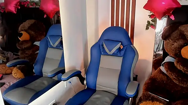 Amberr1 online show from February 13, 3:24 pm