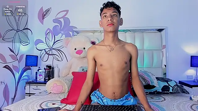 Amberr1 online show from February 21, 12:17 pm