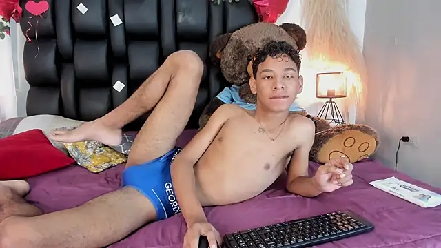 Amberr1 online show from February 17, 12:16 pm