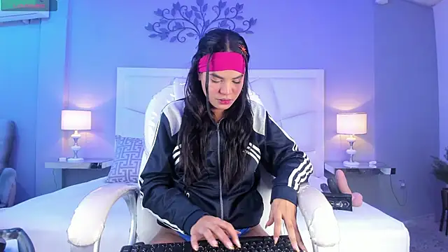 ZoeySnow online show from October 9, 12:17 pm