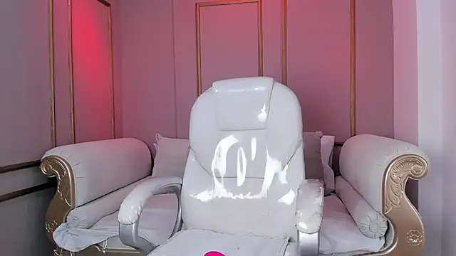 ZoeySnow online show from December 16, 12:20 pm