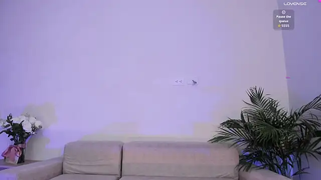 Hannah Jonhson online show from December 21, 3:41 am