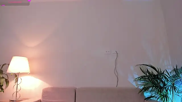 Hannah Jonhson online show from April 10, 3:46 am