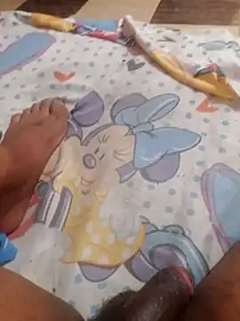 Snapshot of mhmia chatting on October 13, 5:36 pm mhmia online show from October 13, 5:36 pm