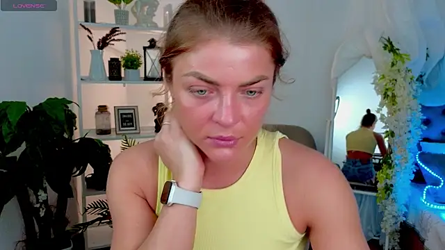 Donna Sun online show from March 7, 5:25 am