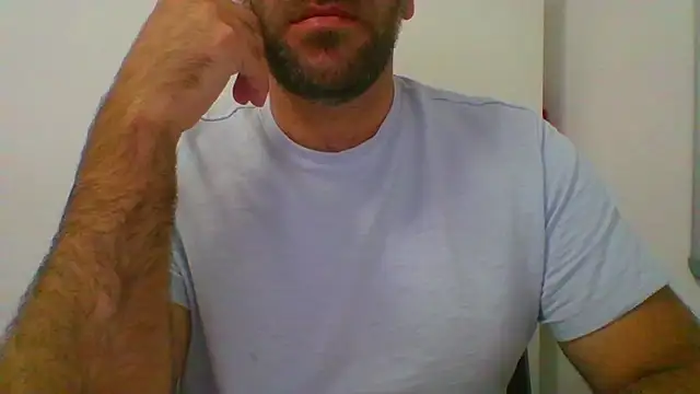 Snapshot of _tuga_man_ chatting on September 25, 1:06 pm tuga man online show from September 25, 1:06 pm