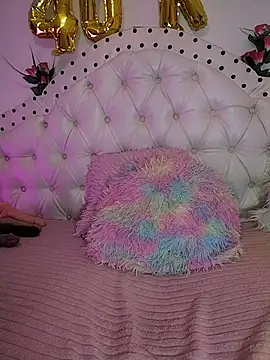 isabelajonesgl online show from December 18, 6:12 pm