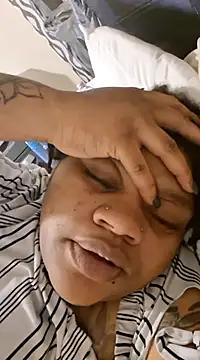 Snapshot of Big_BodyDee chatting on March 21, 4:06 am Big BodyDee online show from March 21, 4:06 am