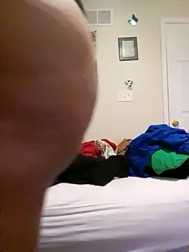 Snapshot of Big_BodyDee chatting on February 6, 2:55 am Big BodyDee online show from February 6, 2:55 am