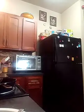 Snapshot of Big_BodyDee chatting on January 23, 4:59 pm Big BodyDee online show from January 23, 4:59 pm