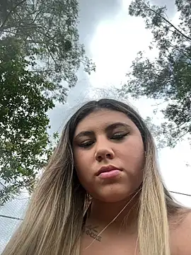 MeganCrow online show from January 10, 7:20 pm