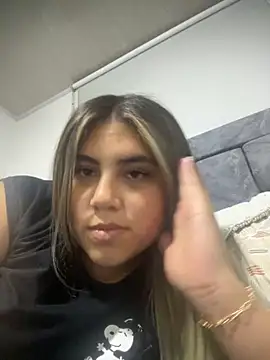 MeganCrow online show from November 18, 12:15 am