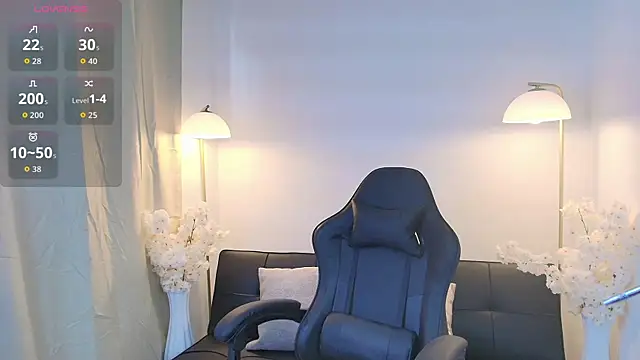 Victoria Collinns online show from March 20, 12:17 pm