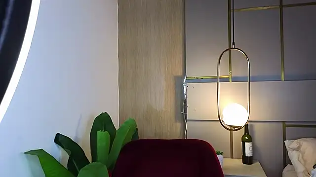 Victoria Collinns online show from March 12, 12:31 pm