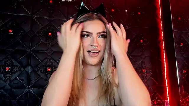 Snapshot of Valka_praskov chatting on October 27, 12:50 pm Valka praskov online show from October 27, 12:50 pm