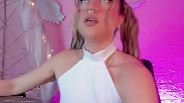 Valka praskov online show from December 17, 2:00 pm