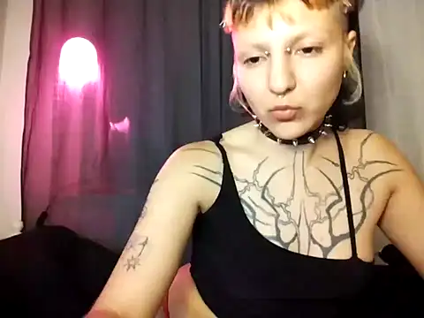 emilnoire online show from January 23, 6:28 am