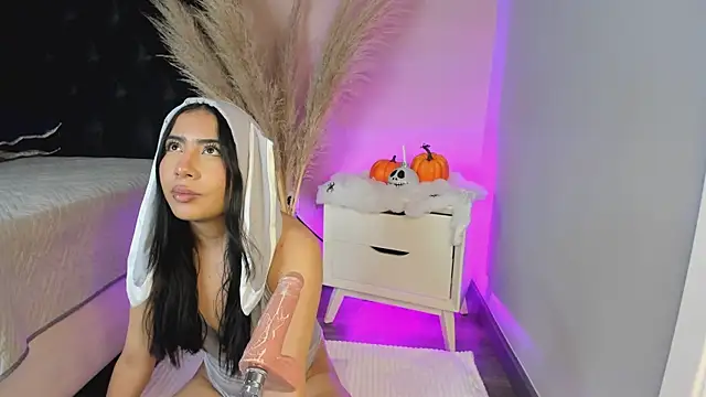 aniie west online show from October 22, 5:40 am