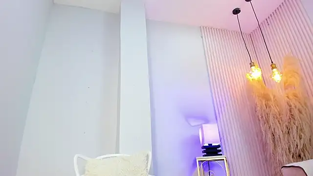 alana rossetti online show from February 9, 12:25 pm