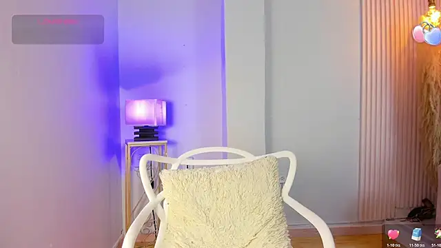 Snapshot of alana_rossetti chatting on July 13, 3:06 am alana rossetti online show from July 13, 3:06 am