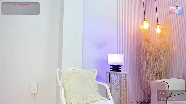 alana rossetti online show from February 19, 12:02 pm