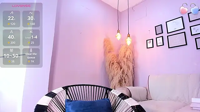 alana rossetti online show from December 21, 10:50 am