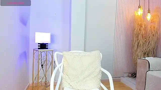 alana rossetti online show from February 24, 12:17 pm