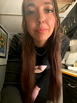 Hornyamy026 online show from November 17, 8:13 pm