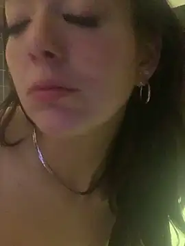 Snapshot of Hornyamy026 chatting on February 4, 2:06 am Hornyamy026 online show from February 4, 2:06 am