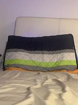 Pilote19 online show from April 15, 9:15 am