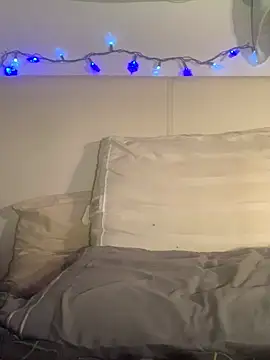 Pilote19 online show from March 4, 8:38 pm