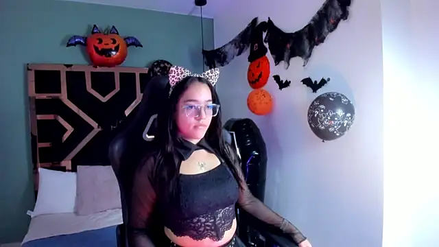 Snapshot of Billie_Jhonson_ chatting on October 13, 6:53 pm Billie Jhonson online show from October 13, 6:53 pm