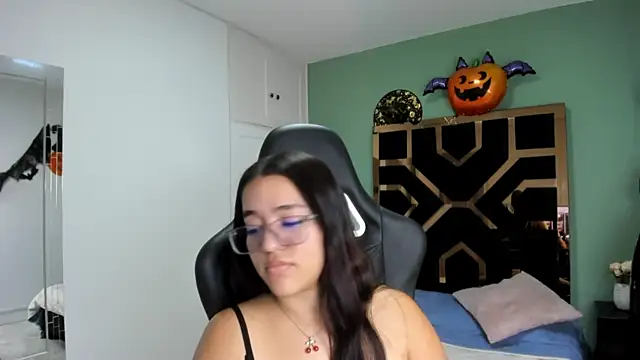 Snapshot of Billie_Jhonson_ chatting on October 22, 7:02 pm Billie Jhonson online show from October 22, 7:02 pm