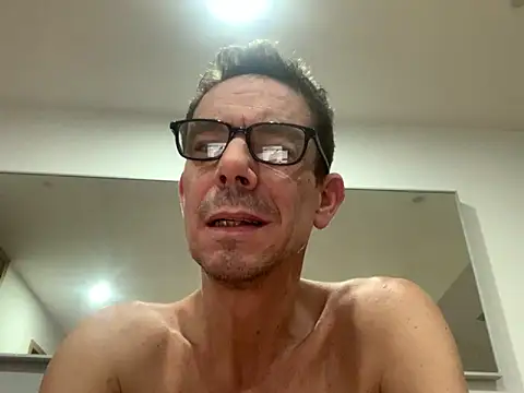 Kenhornu online show from November 18, 8:01 pm