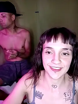 parejarica420 online show from April 13, 1:53 am
