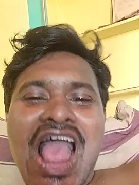 Snapshot of kingg4545 chatting on June 16, 6:57 am kingg4545 online show from June 16, 6:57 am