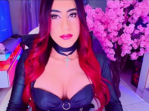 latexgoddes online show from November 22, 4:44 am