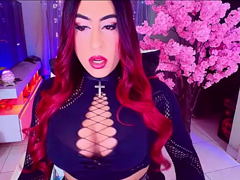 latexgoddes online show from November 15, 7:51 pm