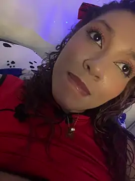 Snapshot of ALEXANDRA95 chatting on February 17, 6:39 pm ALEXANDRA95 online show from February 17, 6:39 pm