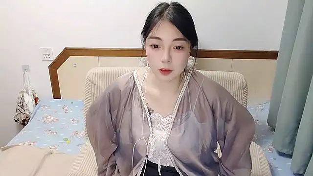 Snapshot of Song_99 chatting on March 7, 2:23 pm Song 99 online show from March 7, 2:23 pm