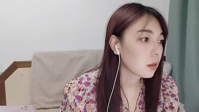 Snapshot of Song_99 chatting on February 26, 1:11 pm Song 99 online show from February 26, 1:11 pm