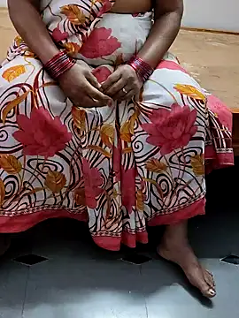 Snapshot of laxmitelugu78 chatting on February 4, 10:54 am laxmitelugu78 online show from February 4, 10:54 am