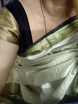 Snapshot of laxmitelugu78 chatting on October 31, 3:52 pm laxmitelugu78 online show from October 31, 3:52 pm