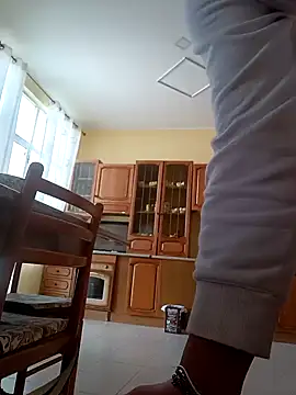 Luigi1990  online show from February 3, 9:52 am