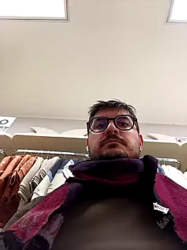 Luigi1990  online show from January 28, 5:56 pm