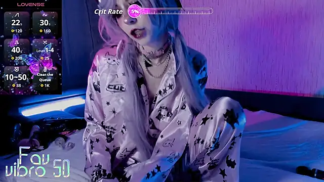 Snapshot of HardcoreHentai chatting on October 17, 10:44 pm HardcoreHentai online show from October 17, 10:44 pm