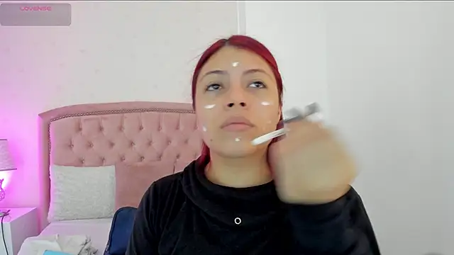 Kendall  Fox online show from January 17, 5:33 am